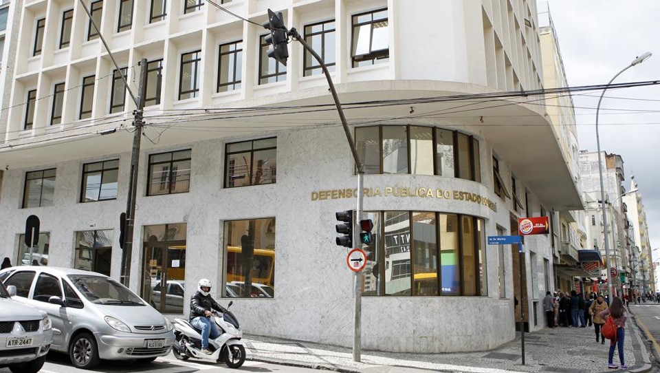 Sede da Defensoria Pública do Paraná, em Curitiba | Antônio More/Gazeta do Povo