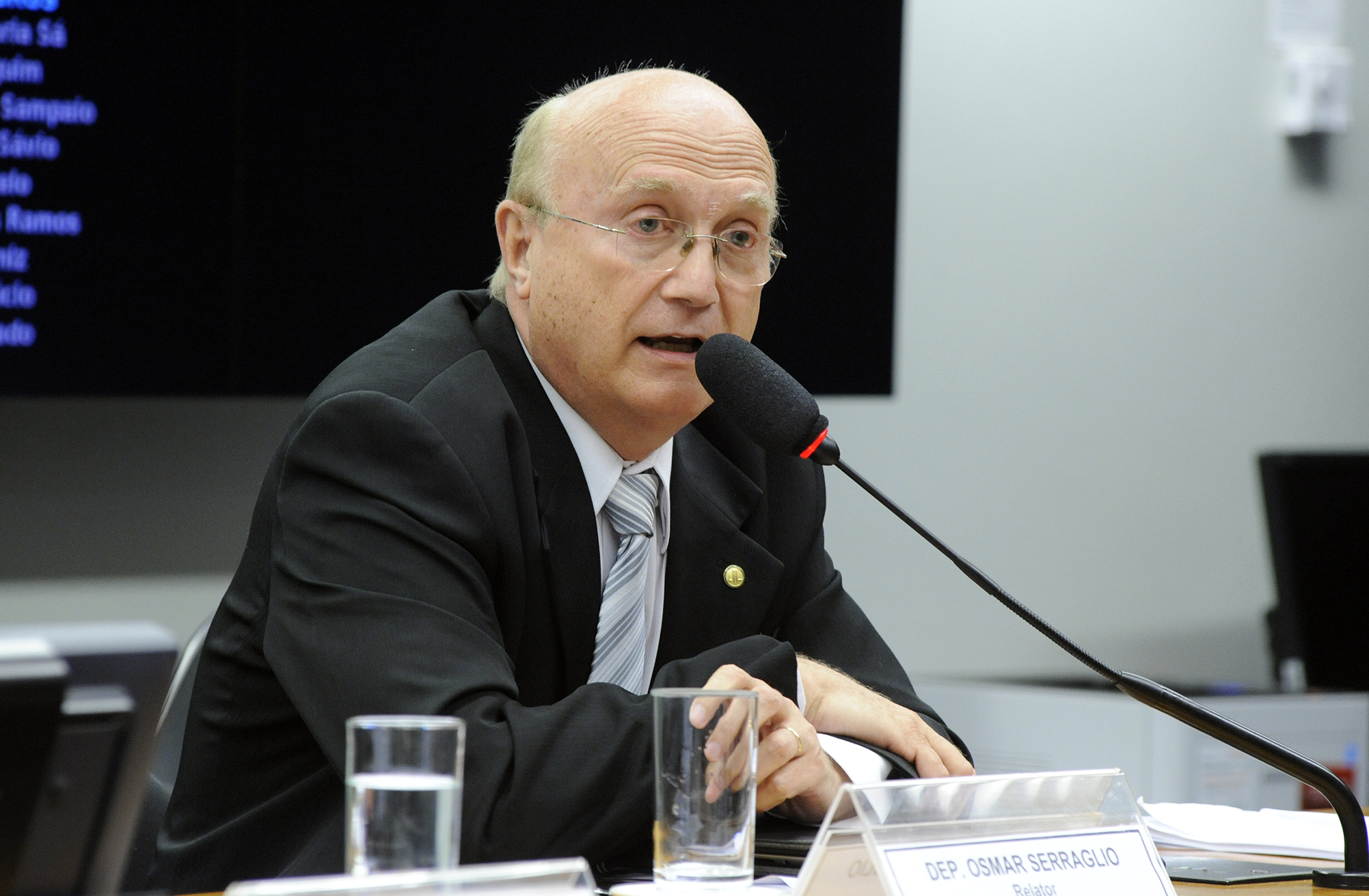 Osmar Serraglio (PMDB-PR) presidindo uma reunião da CCJ | Luis Macedo / Câmara dos Deputados/Arquivo