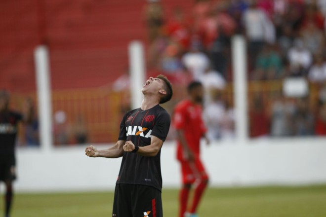| Jonathan Campos Gazeta do Povo