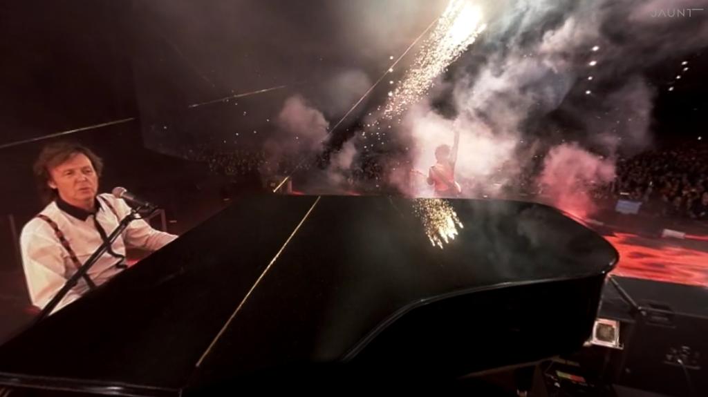 Registro em 360 graus de uma apresentação de Paul McCartney em 2014 no Candlestick Park, em San Francisco (EUA). | Reprodução/Jaunt