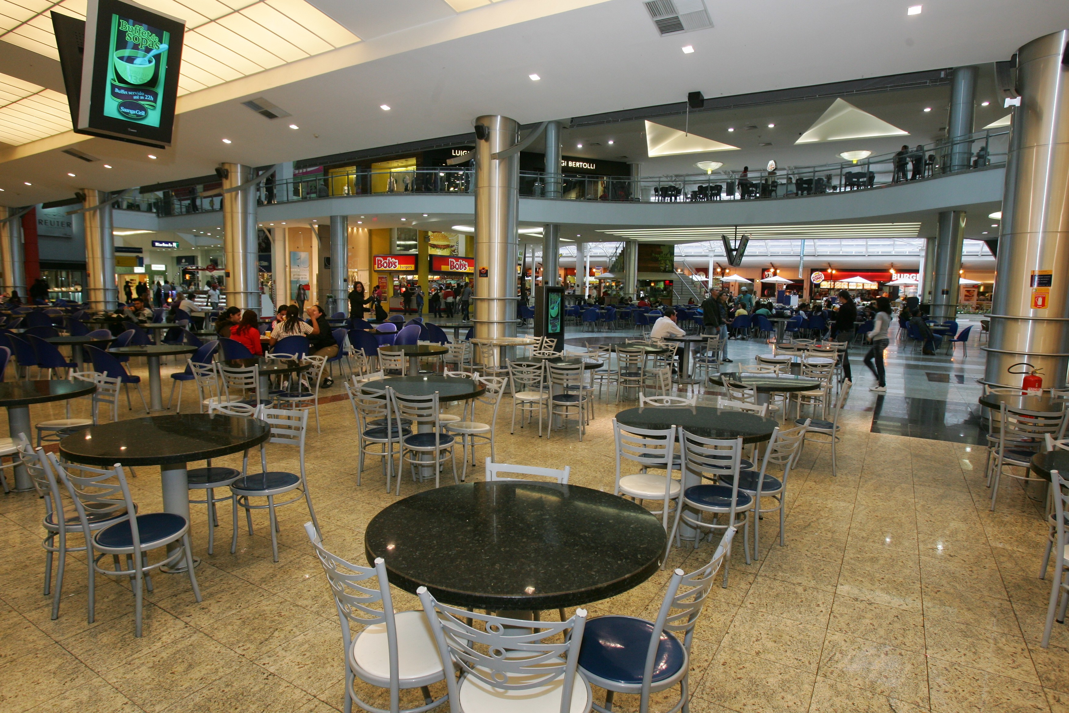 Proposta do aplicativo Onyo é economizar o tempo que o cliente passaria fazendo o pedido e esperando a refeição ficar pronta em shoppings. | Daniel Castellano/Gazeta do Povo