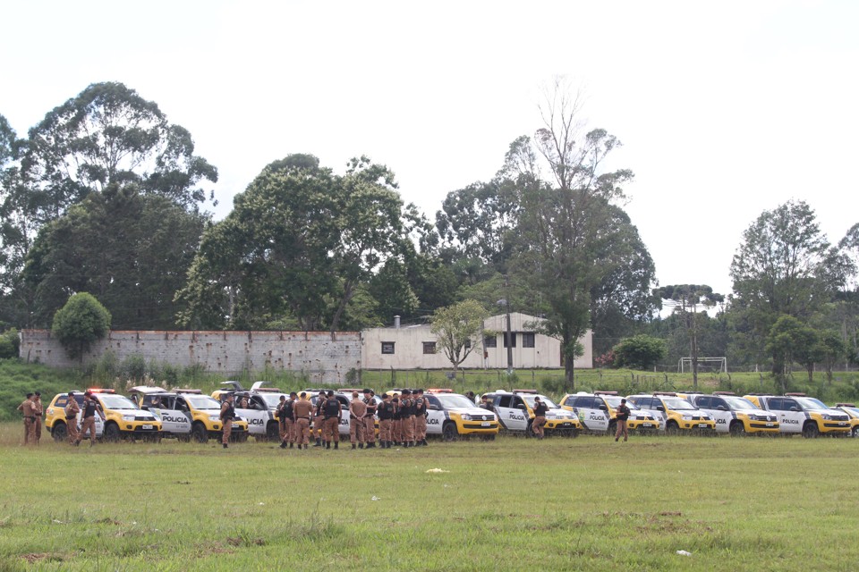Líder do PCC em Roraima torce o pé e não escapa por pouco da prisão de Piraquara A fuga mobilizou muitos policiais: 26 presos conseguiram escapar. | Gerson Klaina/Tribuna do Paraná