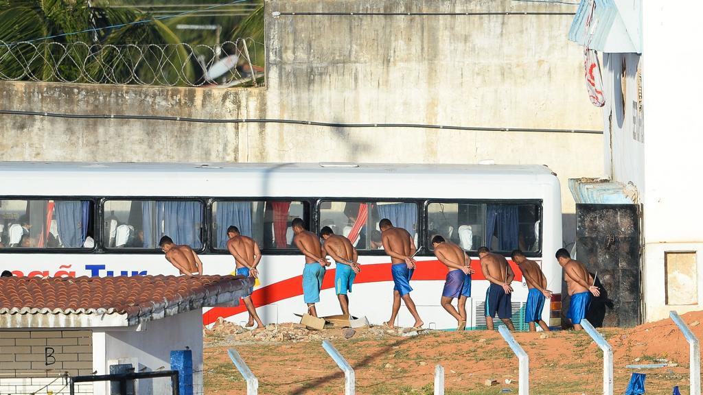 Presos da facção Sindicato do RN são transferidos de Alcaçuz | Andressa Anholete/AFP
