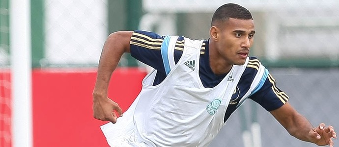 Gabriel Dias deve ter a contratação confirmada oficialmente pelo Tricolor nos próximos dias. | Cesar Greco / Ag Palmeiras / Divulgação/