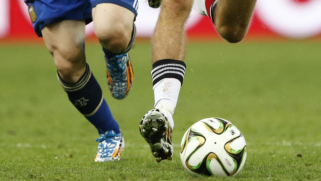Van Basten quer mudanças drásticas nas regras do futebol para deixá-lo mais atrativo para o público. | Hugo Harada/Gazeta do Povo
