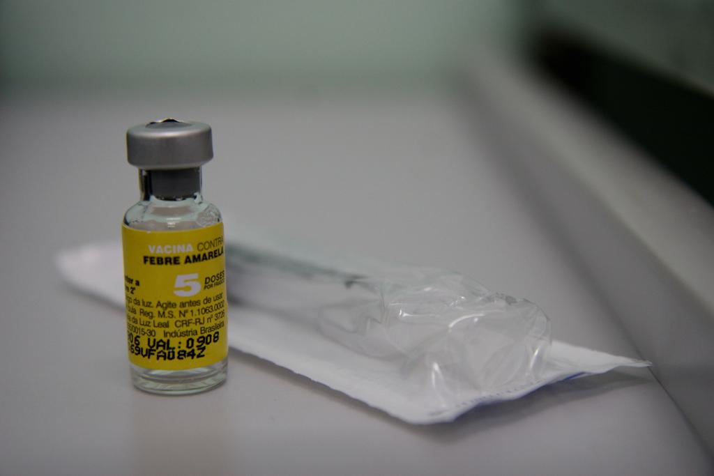 Vacinação contra a febre amarela tem contraindicações e é recomendada apenas para quem for viajar para áreas de risco | Soraia Sakamo/Gazeta do Povo