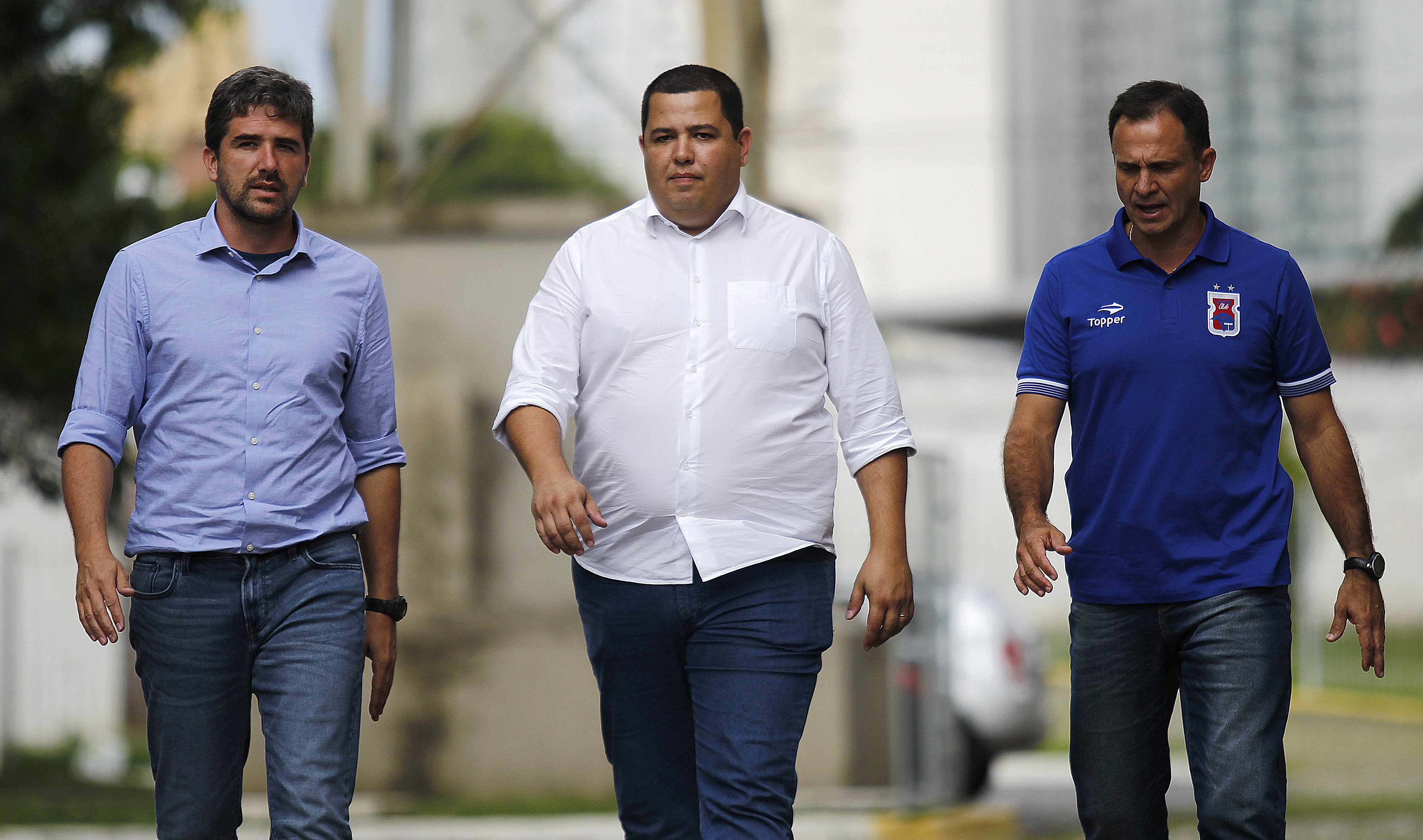 O executivo Rodrigo Pastana, o presidente Leonardo Oliveira e o técnico Wágner Lopes: otimismo. | Jonathan Campos/Gazeta do Povo