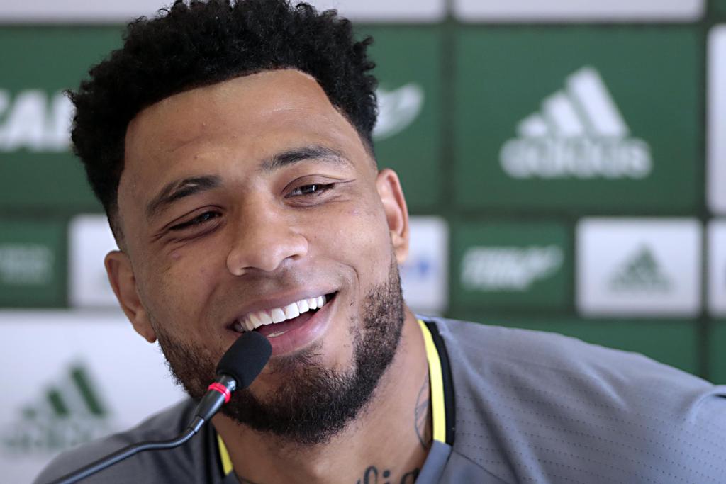 Kazim fez exames para fechar com o Corinthians | Albari Rosa/Gazeta do Povo