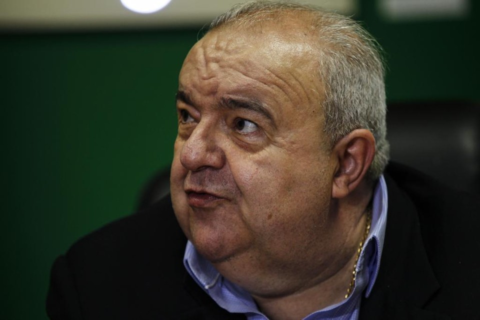 Prefeito está internado desde a última segunda-feira (2) no Hospital Marcelino Champagnat | Jonathan Campos/Gazeta do Povo