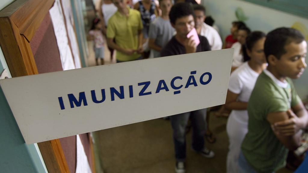 Medo da febre amarela aumentou a busca por vacina em todo o país | va/dc/JOEDSON ALVES