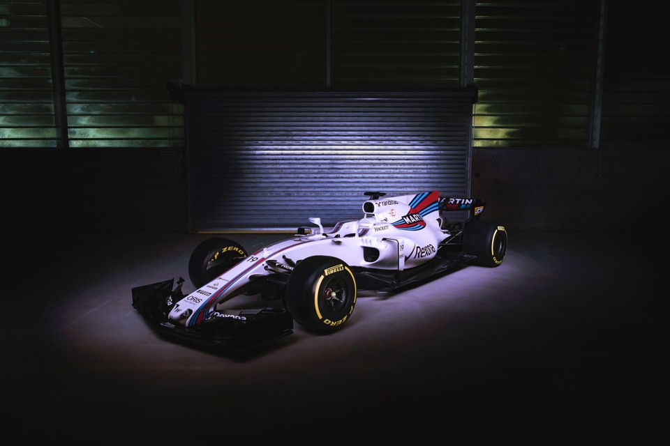 Williams apresenta carro oficialmente e também utilizará ‘barbatanas’ na F-1 | HO/AFP