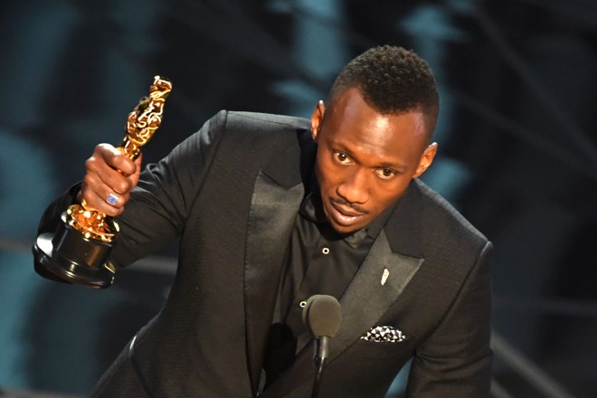 Mahershala Ali, melhor ator coadjuvante por “Moonlight” | Mark Ralston/AFP