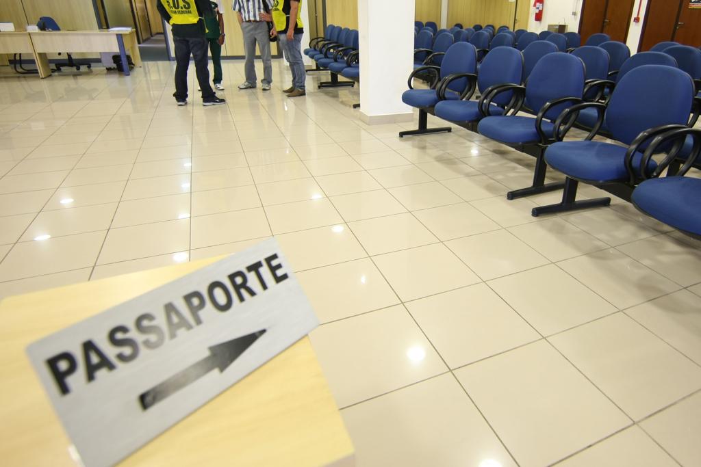 Serviços na sede da PF, no Santa Cândida, seguem sem data para normalização | IVONALDO ALEXANDRE/IVONALDO ALEXANDRE