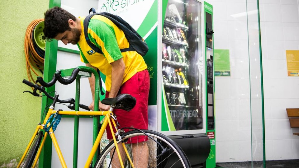 Além das seis máquinas já em funcionamento, a Bike Station possui uma vending machine itinerante para atender eventos como corridas de ruas. | Divulgação/