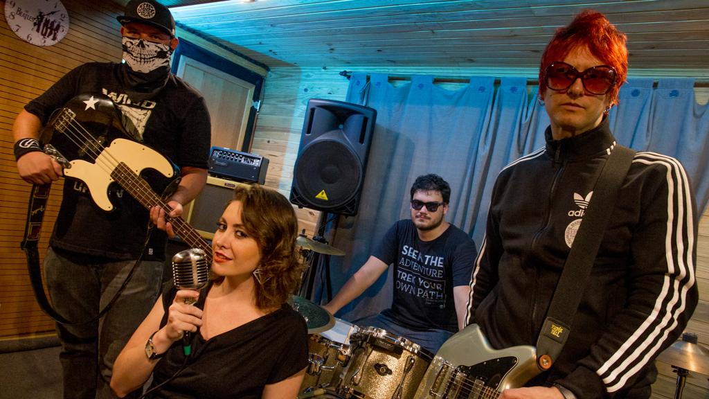 A Stardust Rock, que deve estrear nos palcos em março. | Hugo Harada/Gazeta do Povo