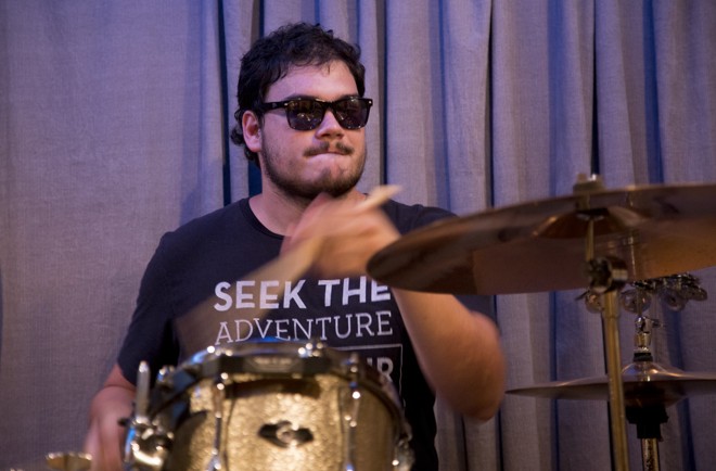 Matheus Turner na bateria | Hugo Harada/Gazeta do Povo