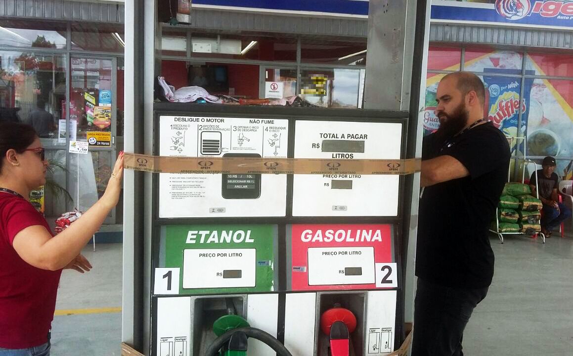 Fiscais do Ipem-PR lacraram bombas em postos de Curitiba | Divulgação Ipem-PR