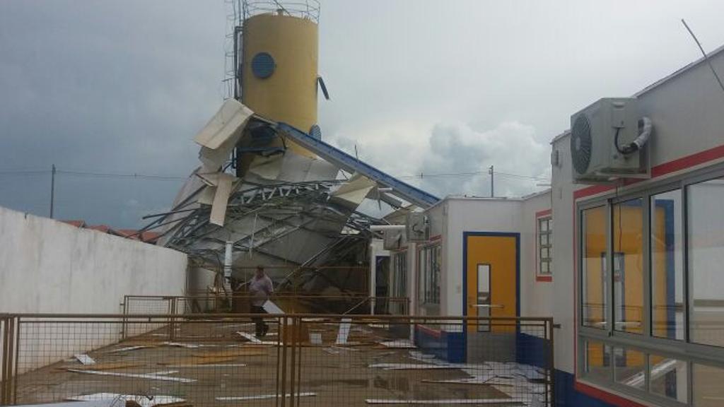 Cerca de 40 crianças estavam no berçário na hora do vendaval | Prefeitura de Terra Boa/Divulgação