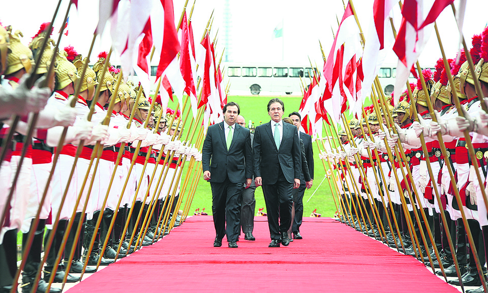 Presidentes da Câmara e do Senado, Rodrigo Maia e Eunício Oliveira, encamparam tarefa de promover reformas estruturais no Brasil. | Gilmar Felix/Agência Câmara