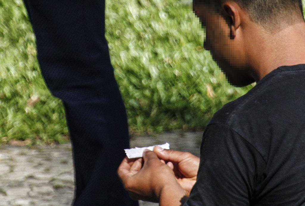 Além de multa de R$ 100, usuários de droga também teriam que participar de programa de reabilitação, segundo proposta na Câmara de Vereadores. | Jonathan Campos/Gazeta do Povo