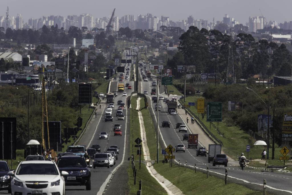No feriado, movimento para as praias vai ser três vezes maior do que em dias comuns | Lineu Filho/Tribuna do Parana/Arquivo
