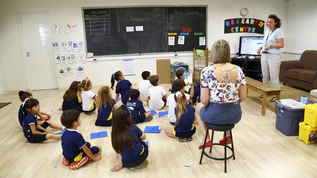 No International School of Curitiba, alunos têm aulas com professores de diversas nacionalidades. | Aniele Nascimento/Gazeta do Povo