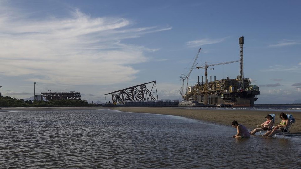 Apesar de contrato bilionário, futuro da Techint em Pontal é incerto Unidade da Techint em Pontal do Paraná, no litoral paranaense | Jonathan Campos/Gazeta do Povo