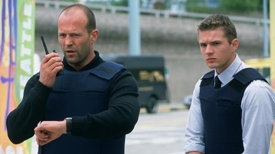 Conheça os 10 piores filmes do século 21 “Caos”, com Jason Statham, está entre os piores escolhidos pelo Metacritic | Divulgação/