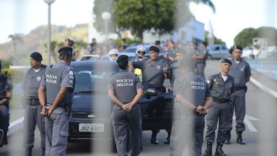 Base do governo Temer vetará anistia a policiais do Espírito Santo Corregedoria da Polícia Militar do estado já indiciou 703 praças pelo crime de revolta | Tânia Rêgo/Agência Brasil/