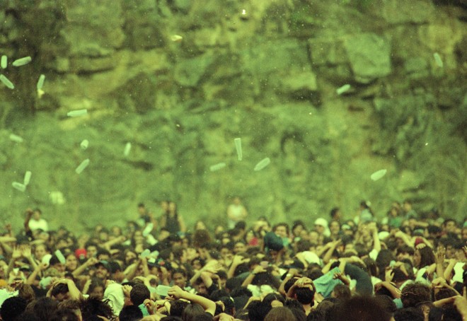 12 de novembro de 1994: Ramones, Sepultura e Viper na Pedreira Paulo Leminski. | Antonio Costa/Arquivo Gazeta do Povo