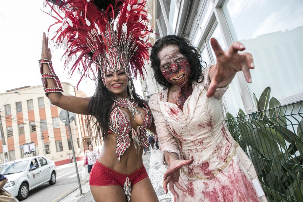 A ideia era misturar várias formas de brincar o carnaval. | Marcelo Andrade/Gazeta do Povo