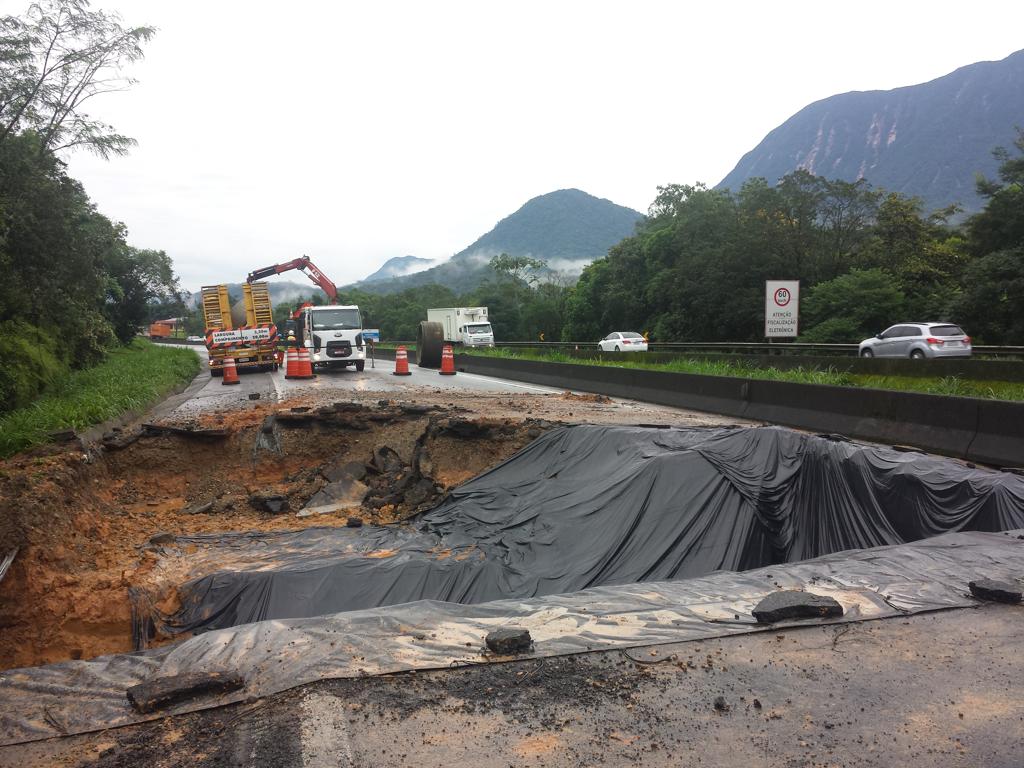 Obras no km 681,3 da BR-376 começaram no domingo (12) | Divulgação/ Autopista Litoral Sul