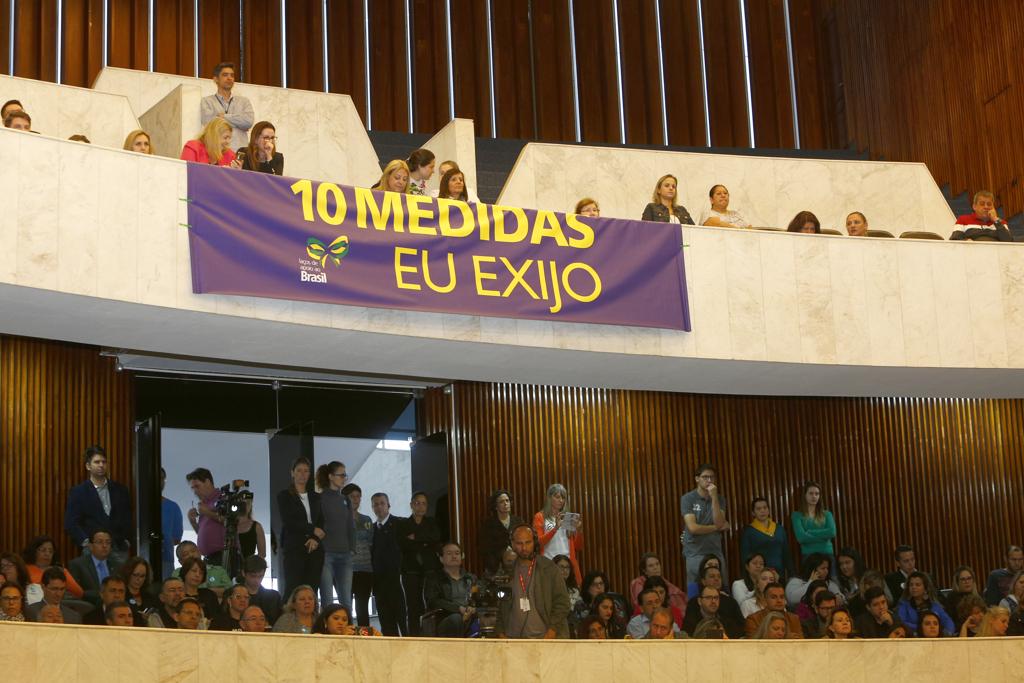 Evento sobre as 10 medidas contra a corrupção, na Assembleia Legislativa do Paraná: projeto foi ‘devolvido’ à Câmara | Aniele Nascimento/Gazeta do Povo