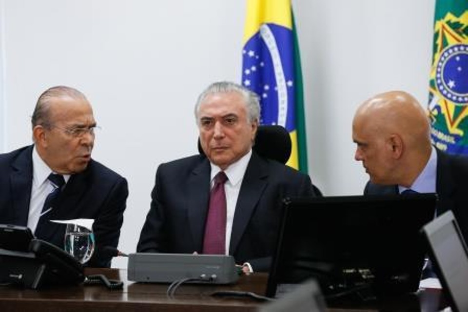Os peemedebistas José Sarney, Renan Calheiros e Romero Jucá | Geraldo Magela, Edilson Rodrigues e Ana Volpe/Agência Senado