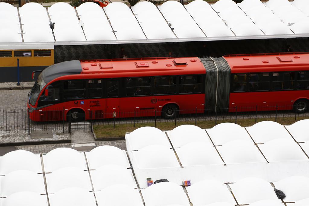 Diferença entre a tarifa do usuário e a tarifa técnica serviria para custear novos investimentos  no transporte público de Curitiba | Henry Milleo/Gazeta do Povo