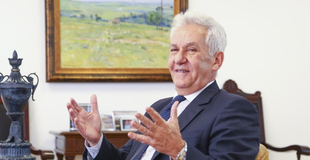 Posse de Renato Braga Bettega está marcada para as 17 horas. | Daniel Castellano/Gazeta do Povo