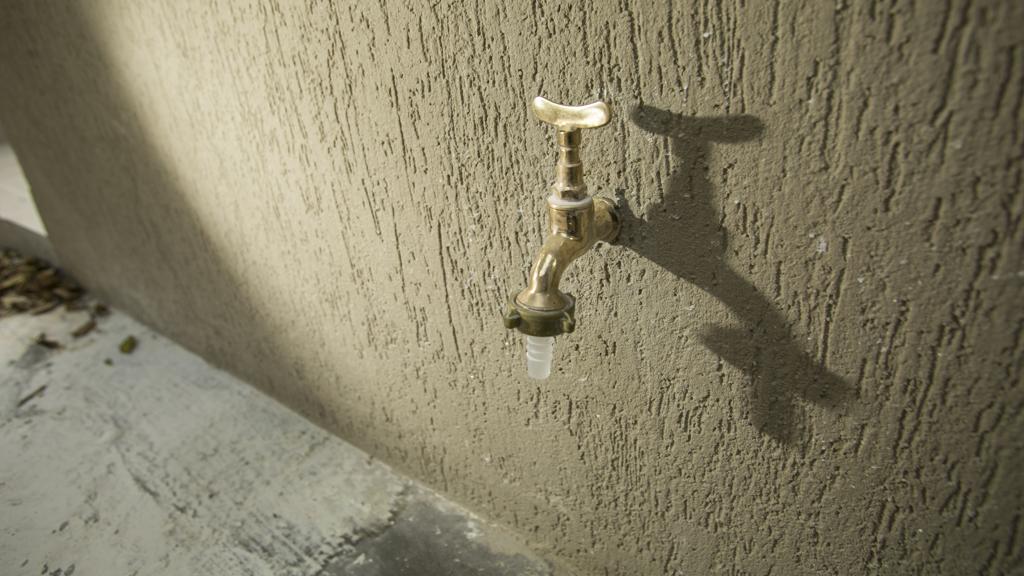 Além da interrupção nos bairros, moradores de Rio Branco do Sul também sofrem com a falta d’água | Marcelo Andrade/Gazeta do Povo