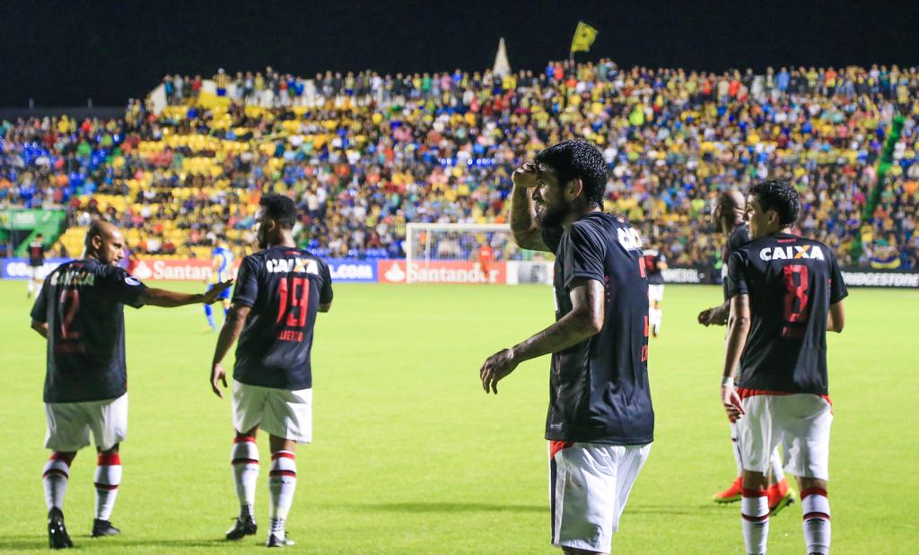 O argentino Lucho González, autor do gol da classificação do Atlético, está em sua sexta participação na Libertadores. | Daniel Castellano/Gazeta do Povo