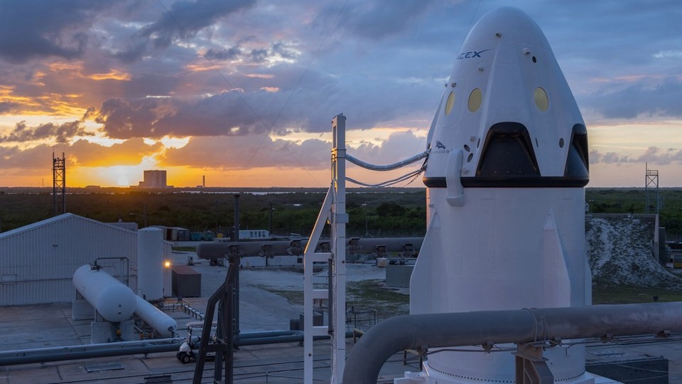 SpaceX planeja levar dois turistas à Lua em 2018 | Divulgação/SpaceX