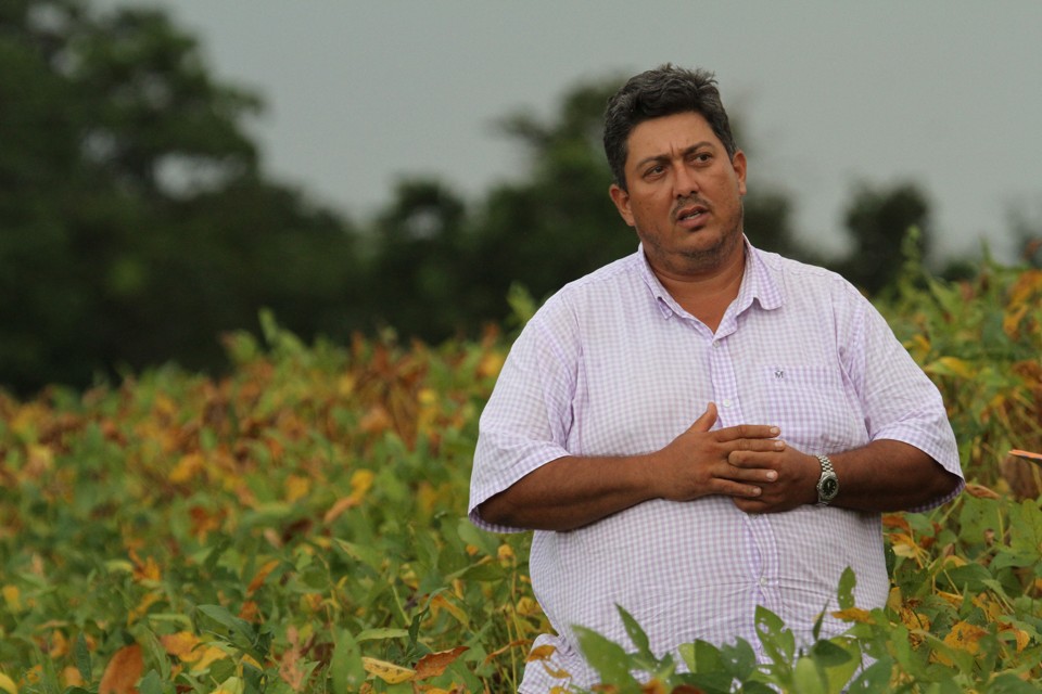 O produtor Leandro de Oliveira só se arrependeu de não ter plantado mais soja. | Gerson Klaina/Gazeta do Povo