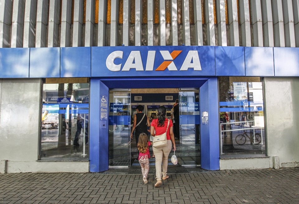 Saque do FGTS inativo começa nesta sexta-feira; saiba o que fazer. | Jonathan Campos/Gazeta do Povo