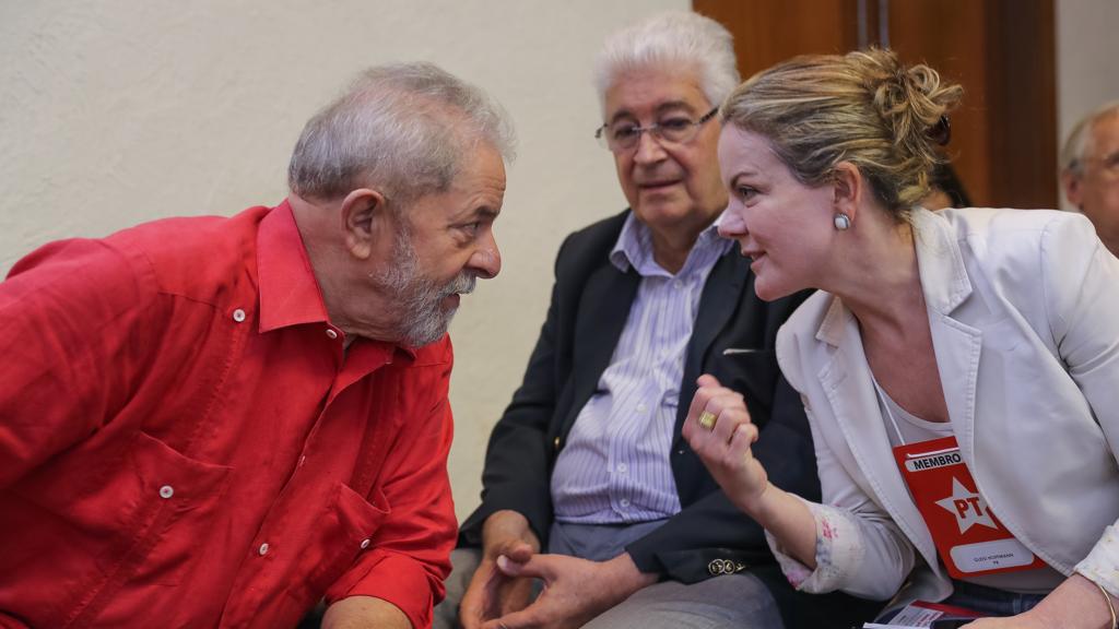 Lula, Requião e Gleisi no encontro “O que a Lava Jato tem feito pelo Brasil”. | Ricardo Stuckert/Divulgação