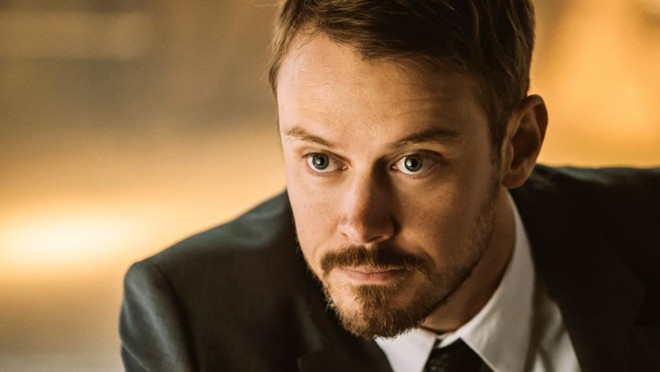 Michael Dornan: espião que precisa consertar os erros do próprio pai | Elizabeth Morris/Amazon Prime Video/Divulgação