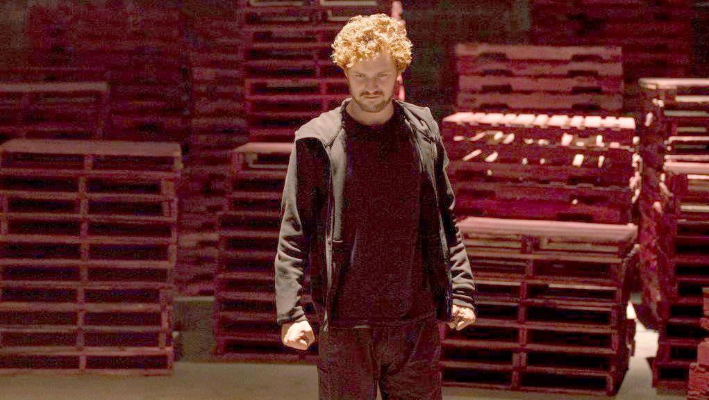 Finn Jones como Danny Rand, o herói de “Punho de Ferro” | Marvel-Netflix