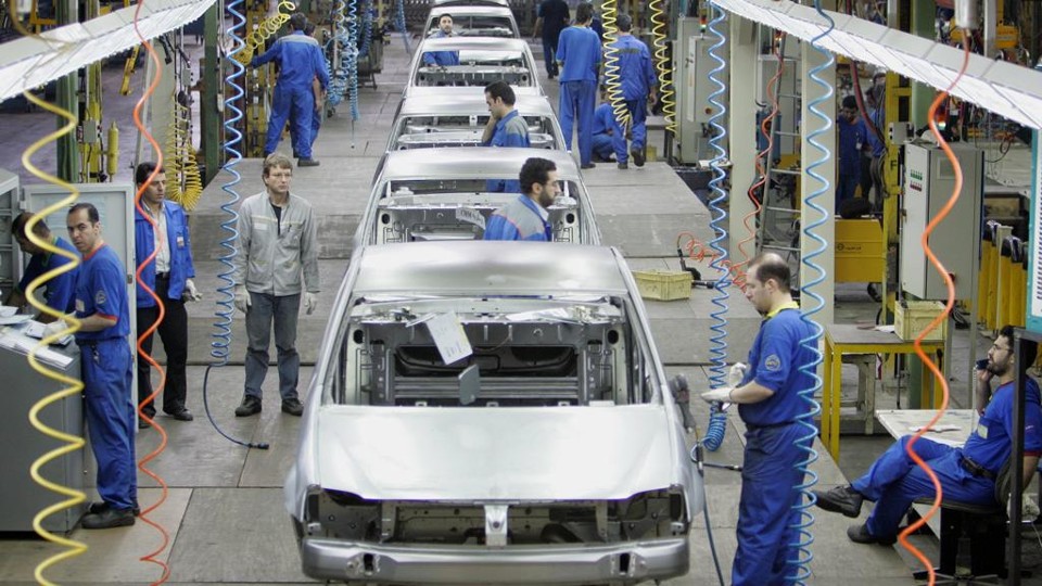 PSA comercializa as marcas Peugeot, Citroën e DS | Behrouz Mehri/AFP