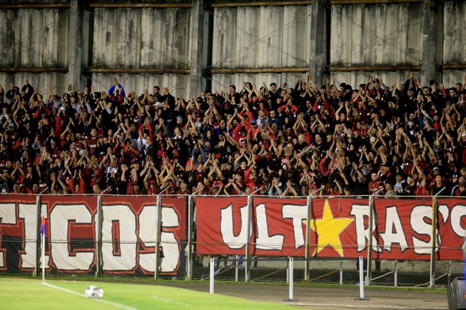 Torcida atleticana. | Albari Rosa/Gazeta do Povo