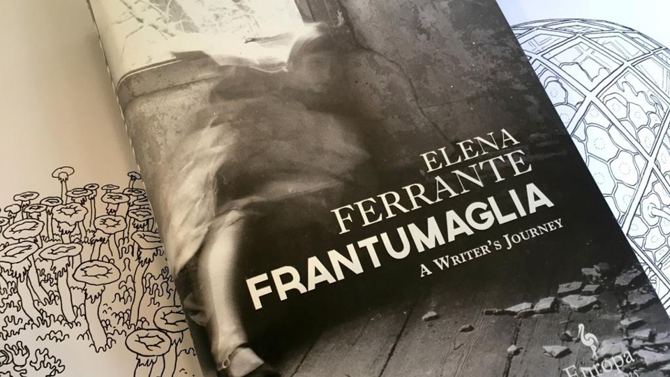 “Frantumaglia”, livro de memórias ainda não lançado no Brasil | Divulgação/