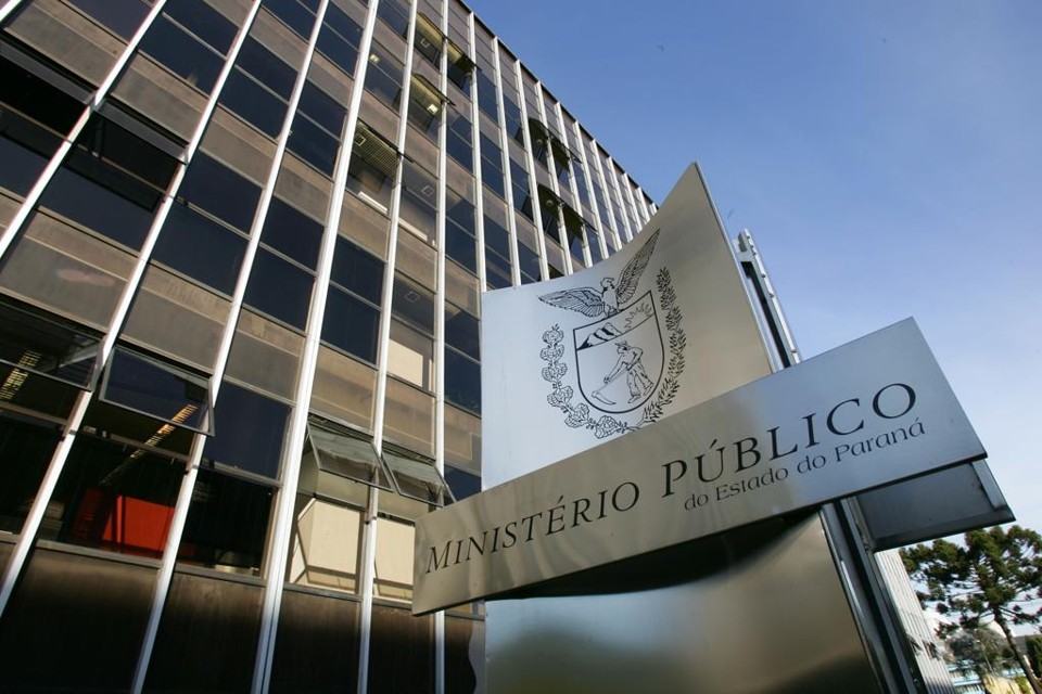 Concurso será realizado em três etapas | Daniel Castellano/Gazeta do Povo