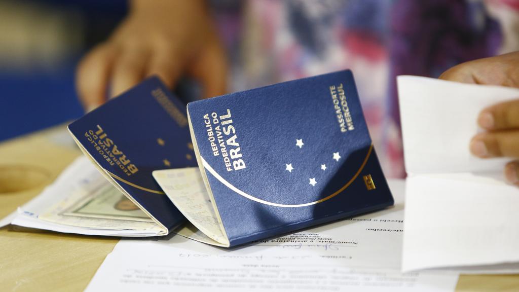 Emissão de passaportes é retomada na PF de Curitiba | Aniele Nascimento/Gazeta do Povo