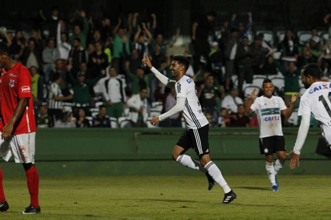 | Antônio More Gazeta do Povo